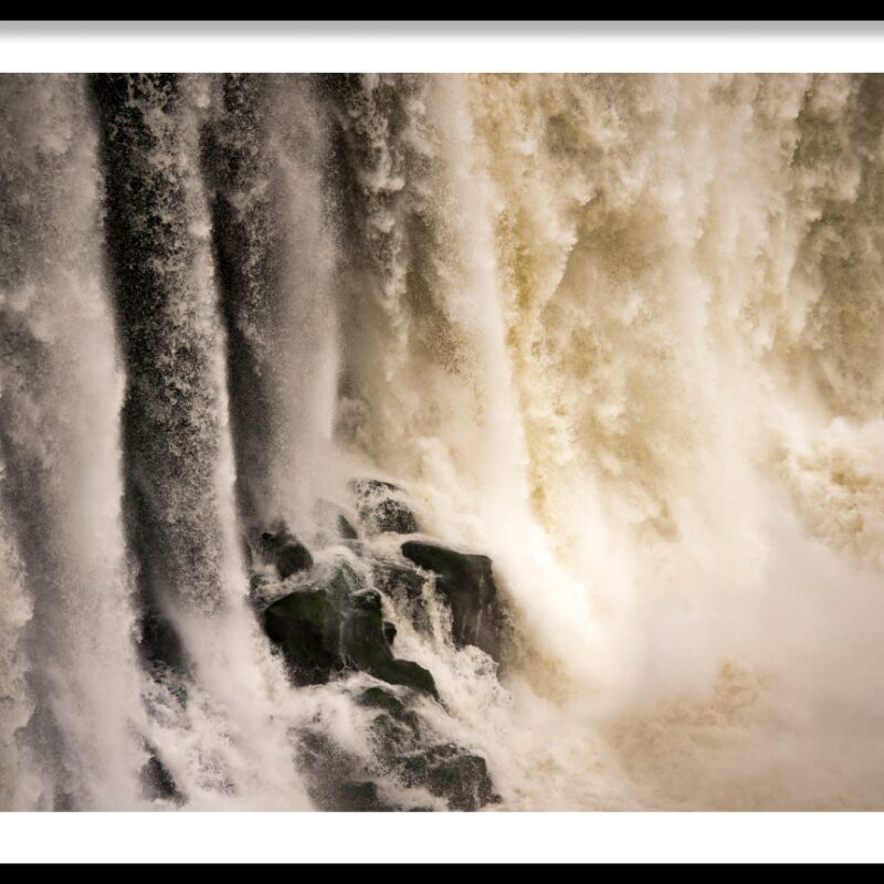 frame_Iguazu-Falls-Brazil-1-1